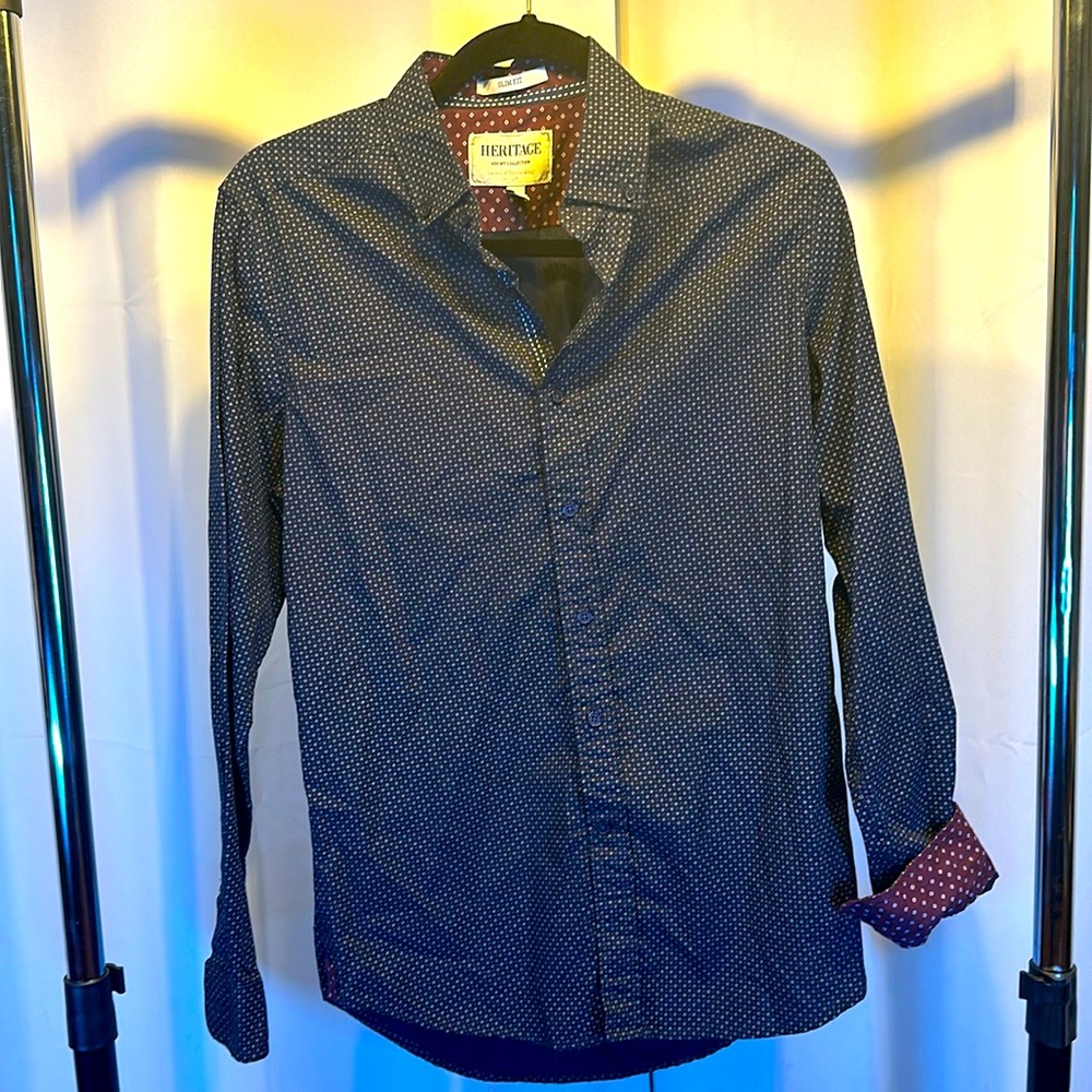 Men’s small heritage, slim fit dress shirt